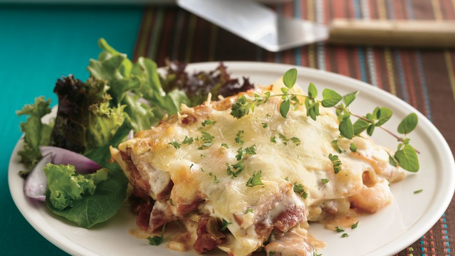 картофель с яйцом и беконом